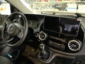 Штатная магнитола для Mercedes-Benz VITO 2014+ Carmedia MRW-7909
